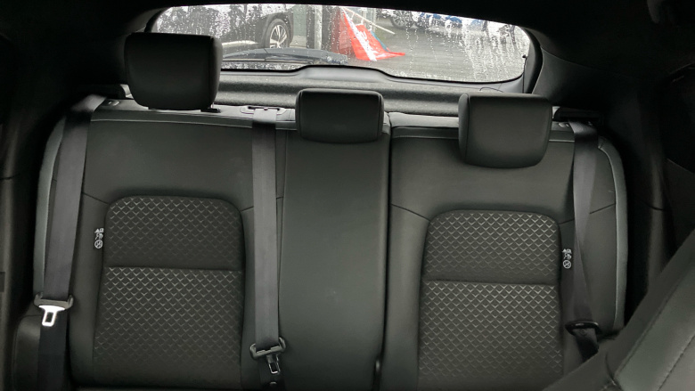 Nissan Juke 1.0 DiG-T 114 N-Connecta 5dr Petrol Hatchback